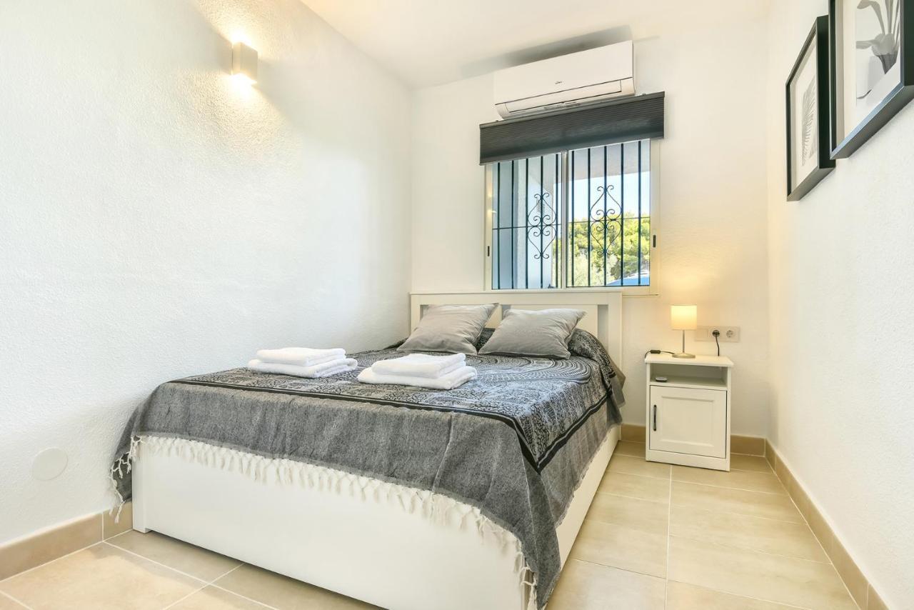 Modern Stylish Bungalow In โมไรรา ภายนอก รูปภาพ